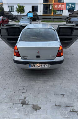 Седан Renault Clio Symbol 2003 в 