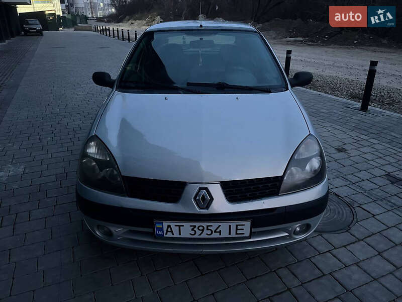 Renault Clio Symbol 2003