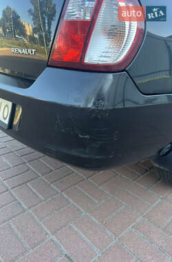 Седан Renault Clio Symbol 2007 в 