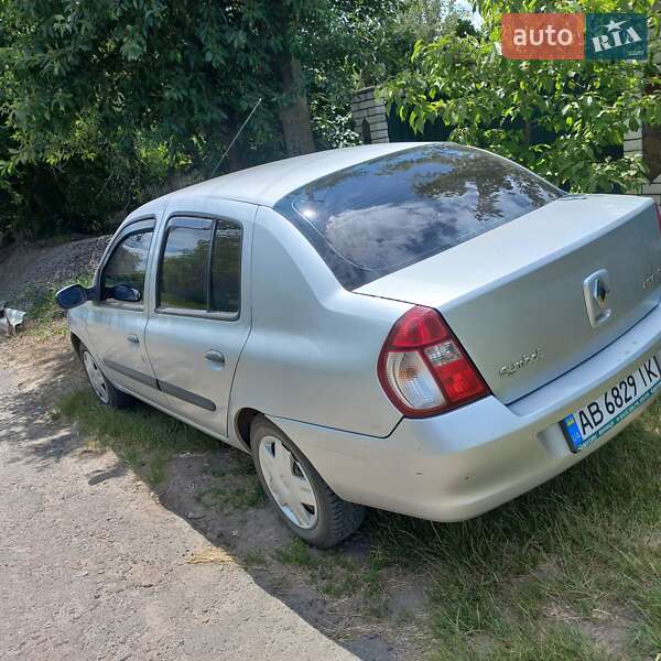 Седан Renault Clio Symbol 2007 в Теплике