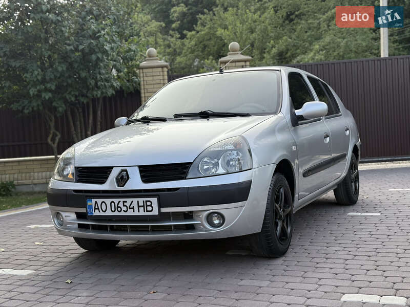 Седан Renault Clio Symbol 2005 в Косове
