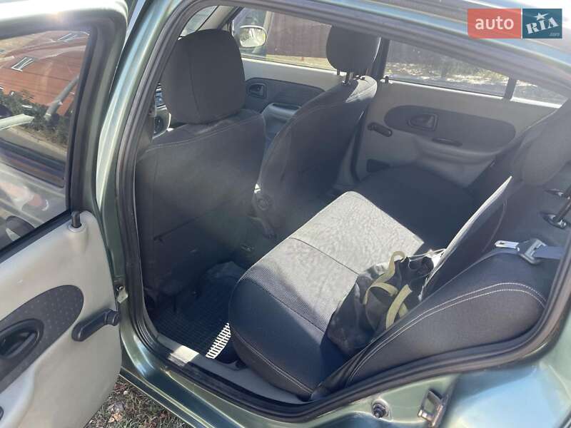 Седан Renault Clio Symbol 2005 в Белой Церкви