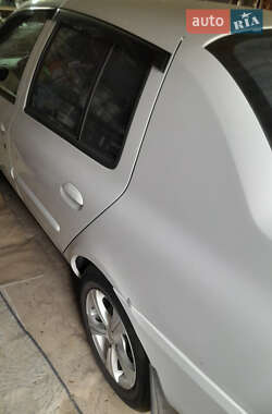 Седан Renault Clio Symbol 2008 в 