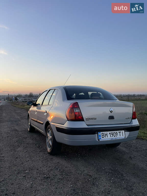 Седан Renault Clio Symbol 2003 в Одессе
