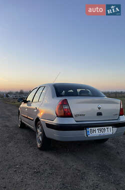 Седан Renault Clio Symbol 2003 в 