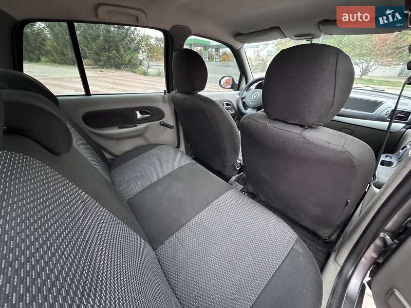 Седан Renault Clio Symbol 2008 в Запорожье