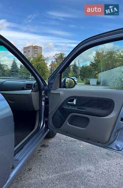 Седан Renault Clio Symbol 2008 в 