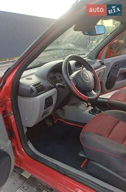 Седан Renault Clio Symbol 2005 в 