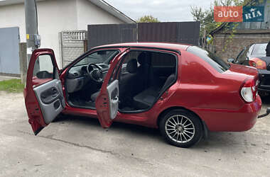 Седан Renault Clio Symbol 2007 в 