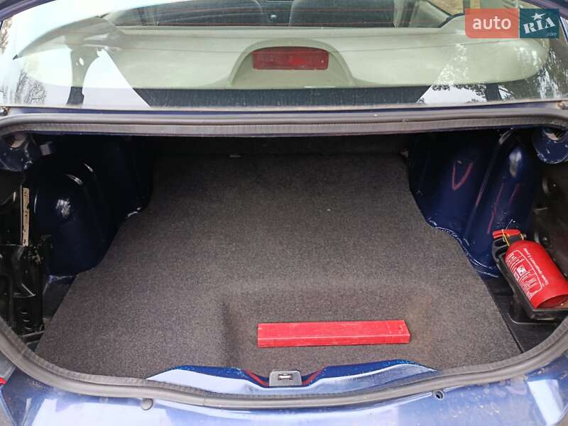 Седан Renault Clio Symbol 2006 в Золотоноше