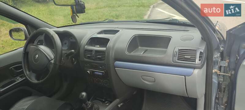 Седан Renault Clio Symbol 2006 в Львове