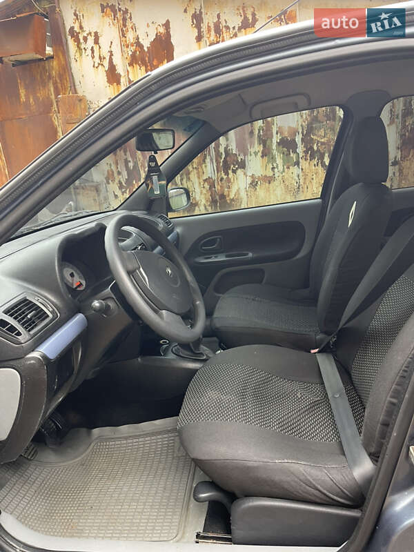 Седан Renault Clio Symbol 2007 в Киеве фото 10 Седан Renault Clio Symbol 2007 в Киеве
