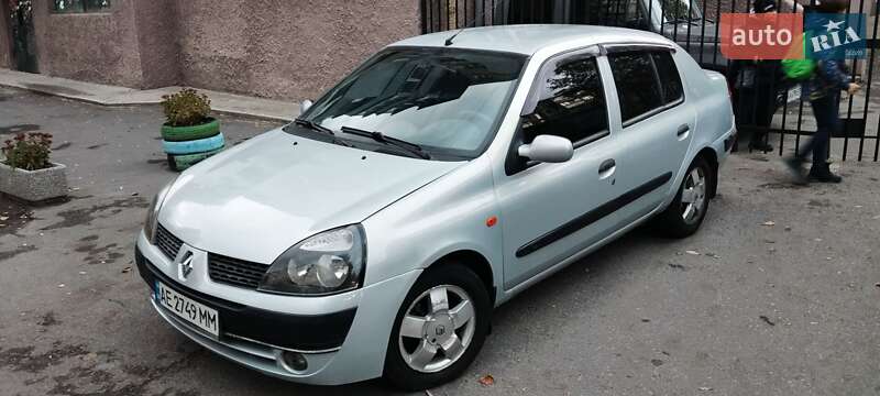 Renault Clio Symbol 2003