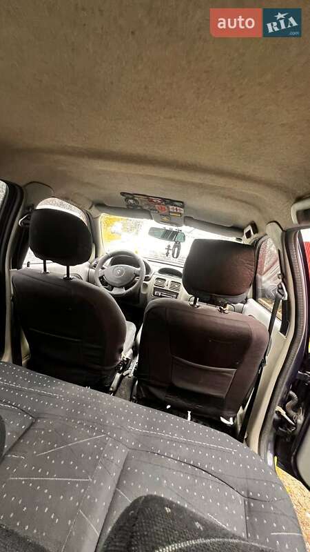 Седан Renault Clio Symbol 2003 в Хусті