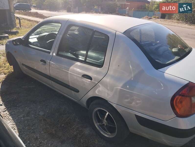 Renault Clio Symbol 2003 Renault Clio Symbol 2003