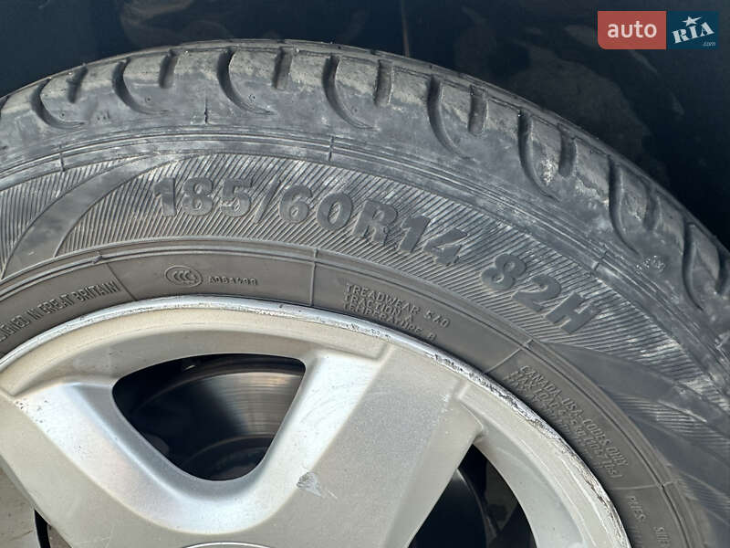 Седан Renault Clio Symbol 2006 в Черновцах фото 3 Седан Renault Clio Symbol 2006 в Черновцах