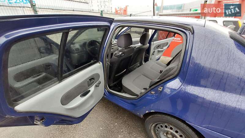 Седан Renault Clio Symbol 2007 в Києві