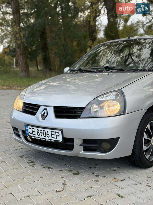 Седан Renault Clio Symbol 2006 в Черновцах