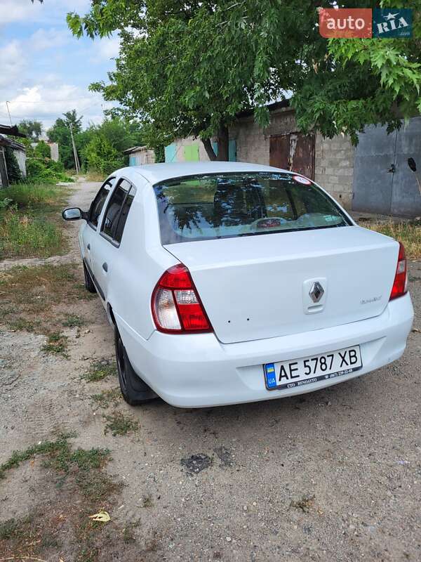 Седан Renault Clio Symbol 2008 в Днепре