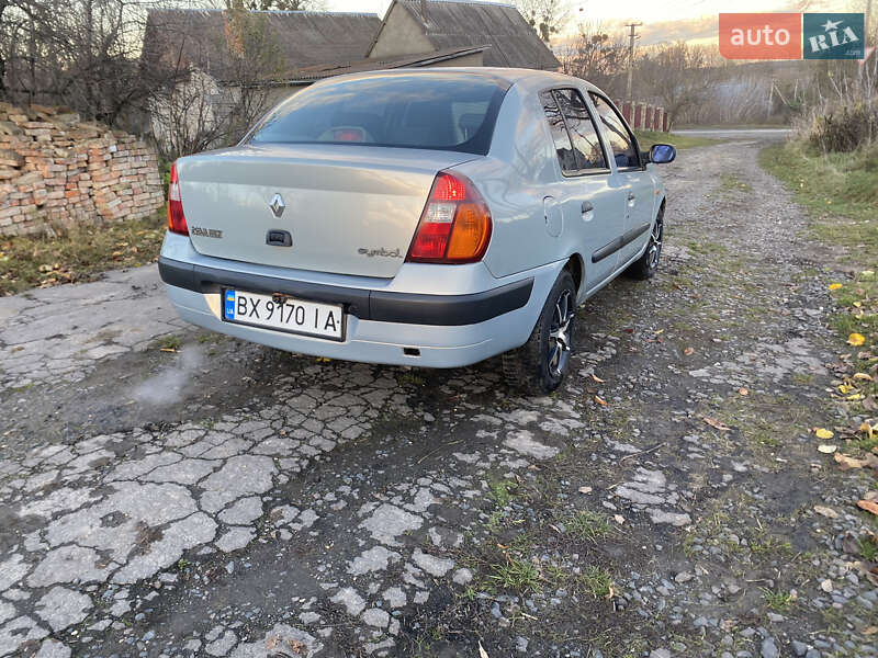Седан Renault Clio Symbol 2004 в Острозі