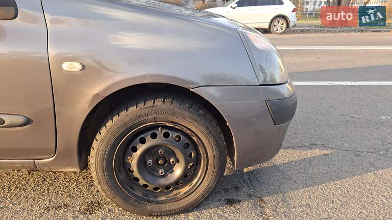 Седан Renault Clio Symbol 2005 в Києві фото 19 Седан Renault Clio Symbol 2005 в Києві