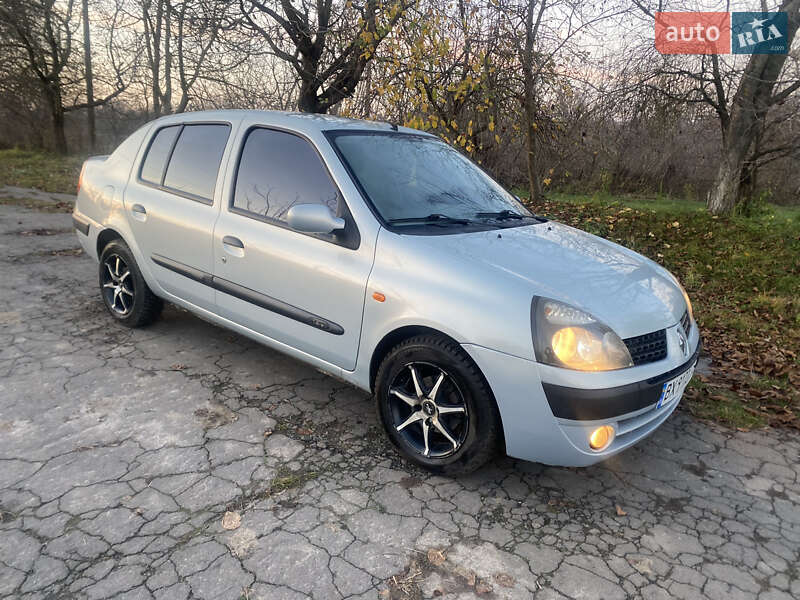 Седан Renault Clio Symbol 2004 в Острозі