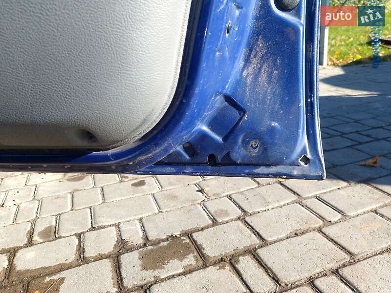 Седан Renault Clio Symbol 2007 в Черновцах