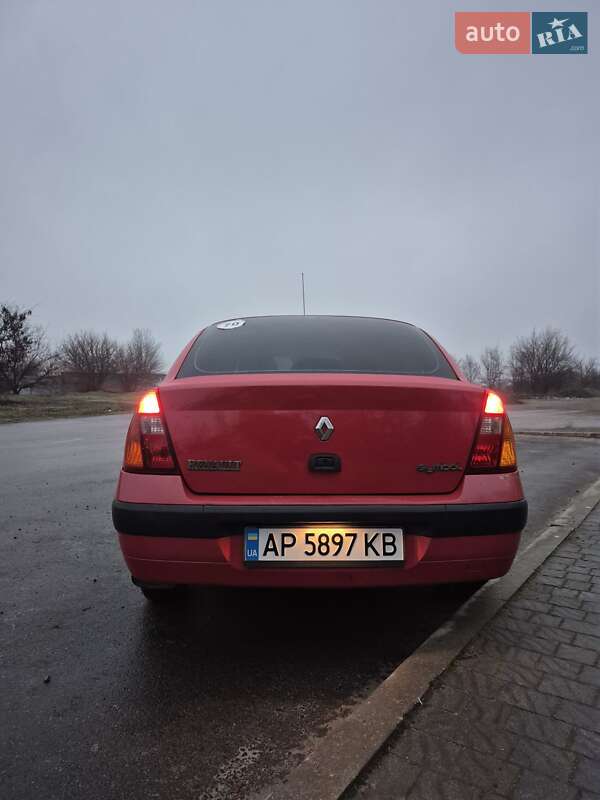 Седан Renault Clio Symbol 2004 в Запоріжжі
