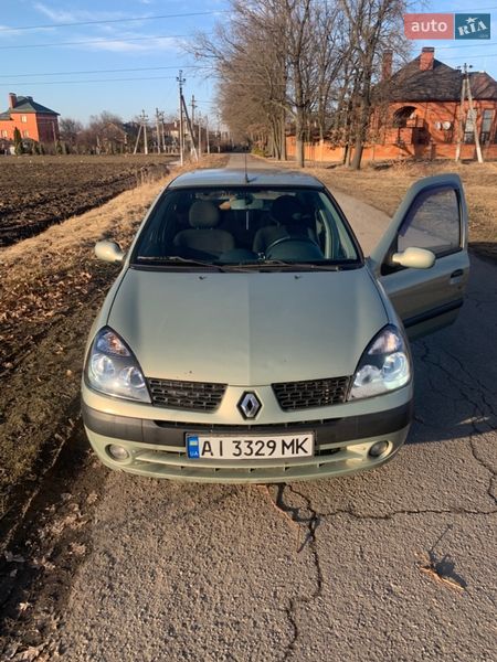 Renault Clio Symbol 2003