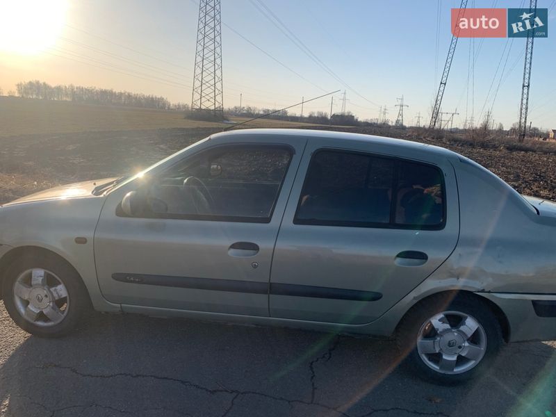 Седан Renault Clio Symbol 2003 в Киеве