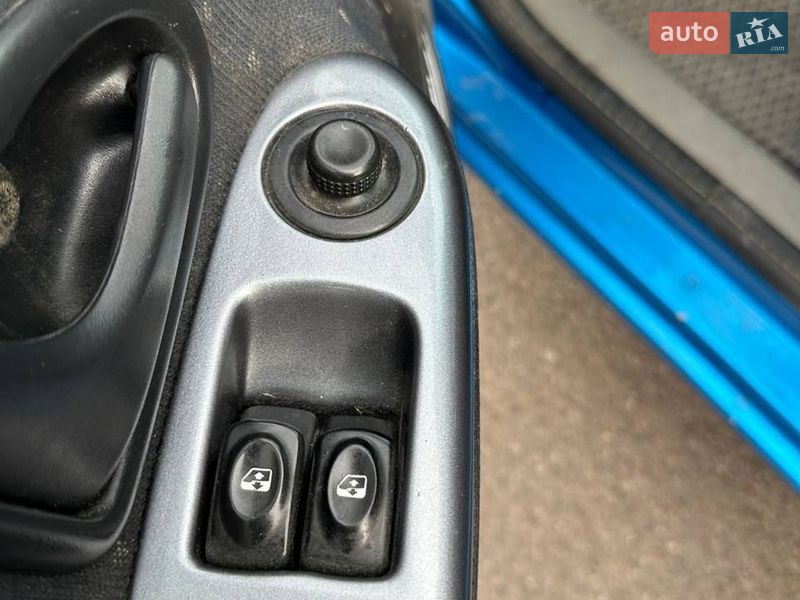 Седан Renault Clio Symbol 2006 в Одессе