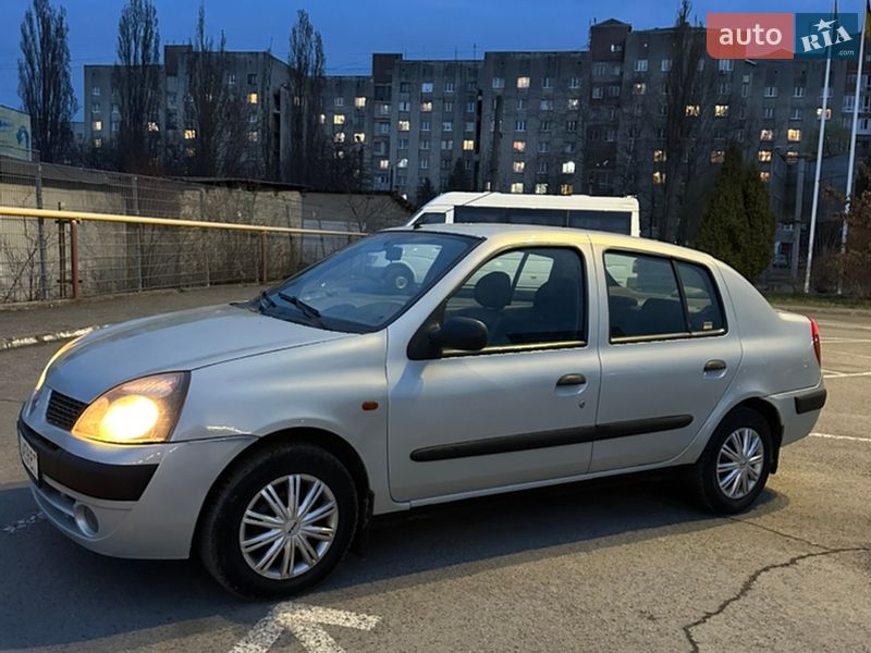 Седан Renault Clio Symbol 2004 в Івано-Франківську