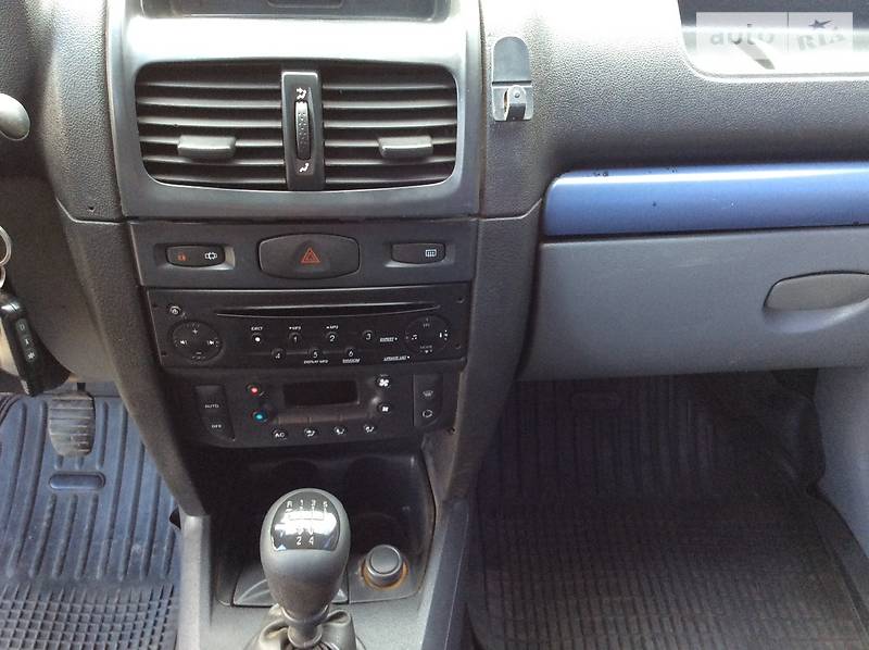 Седан Renault Clio 2008 в Киеве