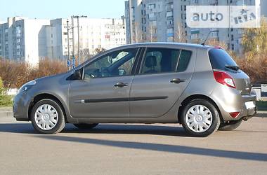 Хэтчбек Renault Clio 2012 в Дрогобыче