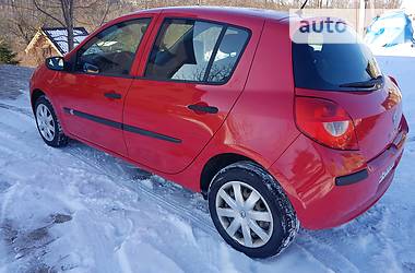 Хэтчбек Renault Clio 2007 в Черновцах