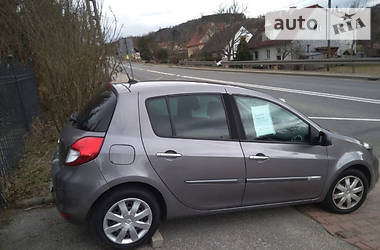 Хетчбек Renault Clio 2010 в Гадячі