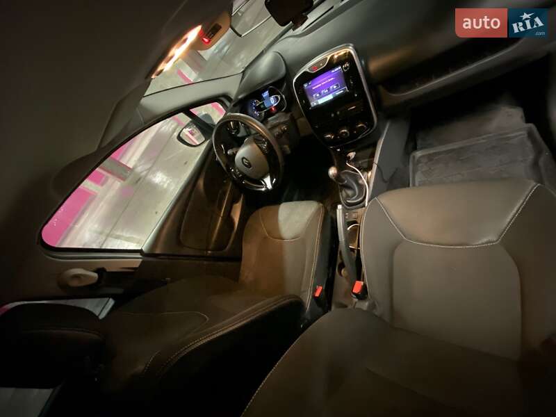 Универсал Renault Clio 2015 в Черновцах фото 37 Универсал Renault Clio 2015 в Черновцах
