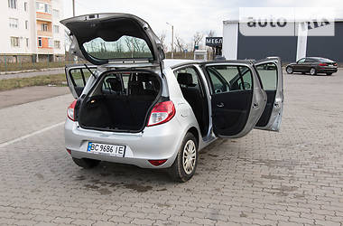 Хетчбек Renault Clio 2009 в Стрию