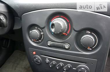 Хэтчбек Renault Clio 2007 в 