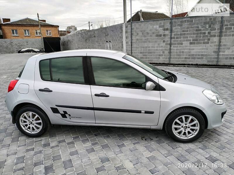 Хетчбек Renault Clio 2007 в Кропивницькому