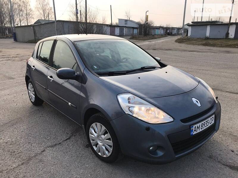 Хетчбек Renault Clio 2011 в Звягелі фото 9 Хетчбек Renault Clio 2011 в Звягелі