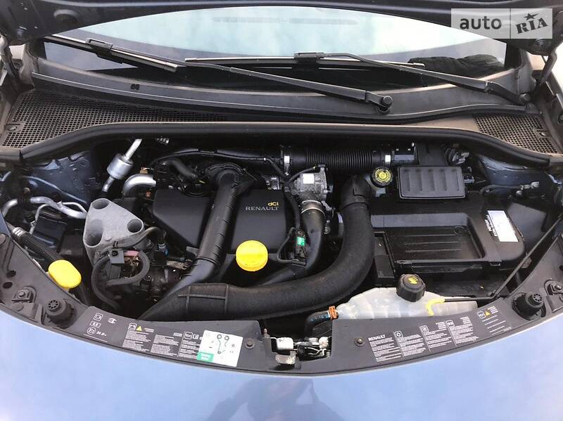 Хетчбек Renault Clio 2011 в Звягелі фото 17 Хетчбек Renault Clio 2011 в Звягелі