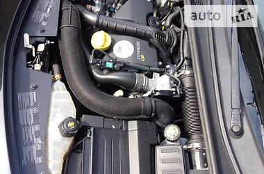 Хетчбек Renault Clio 2012 в 