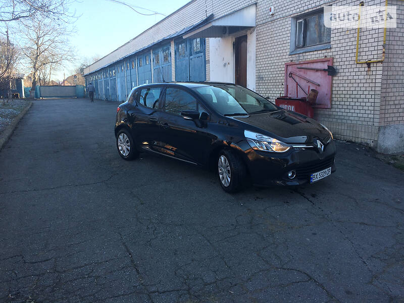 Хетчбек Renault Clio 2014 в 