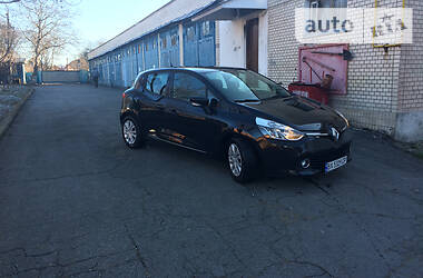 Хетчбек Renault Clio 2014 в 