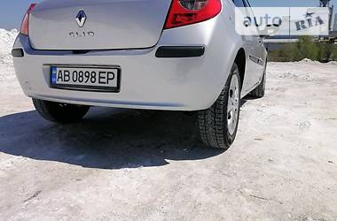 Хетчбек Renault Clio 2008 в 