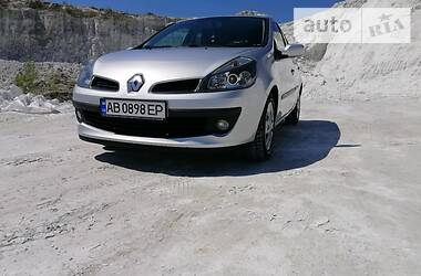 Хетчбек Renault Clio 2008 в 