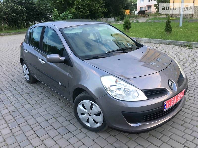 Хетчбек Renault Clio 2009 в Івано-Франківську