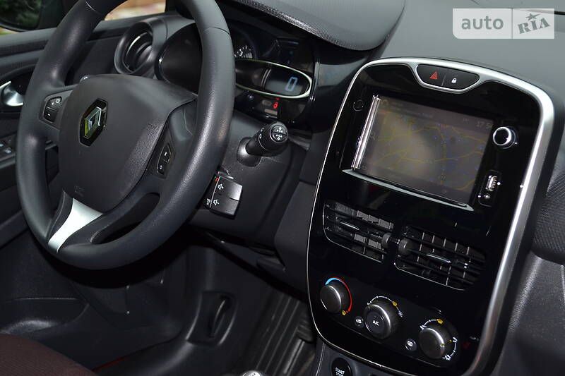 Хетчбек Renault Clio 2017 в Рівному фото 30 Хетчбек Renault Clio 2017 в Рівному