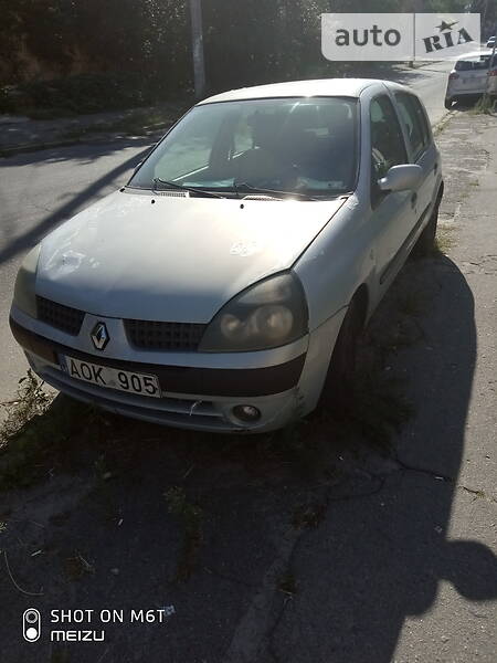 Хэтчбек Renault Clio 2003 в Киеве